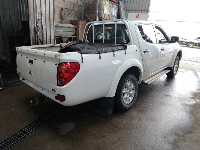 2013 MN Triton GLX 4x4 - Image 2