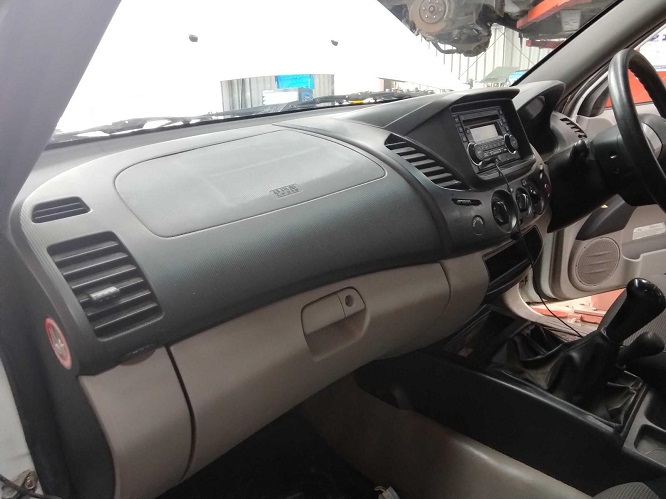 2013 MN Triton GLX 4x4 - Image 8