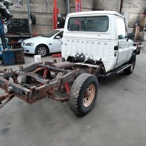 Alternative view of 1995 Landcruiser HZJ75