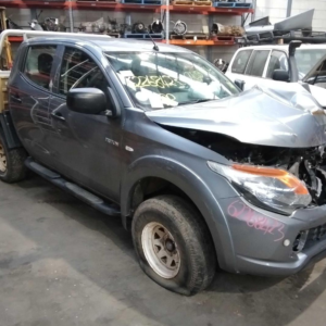 2018 MQ Triton GLX 4X4