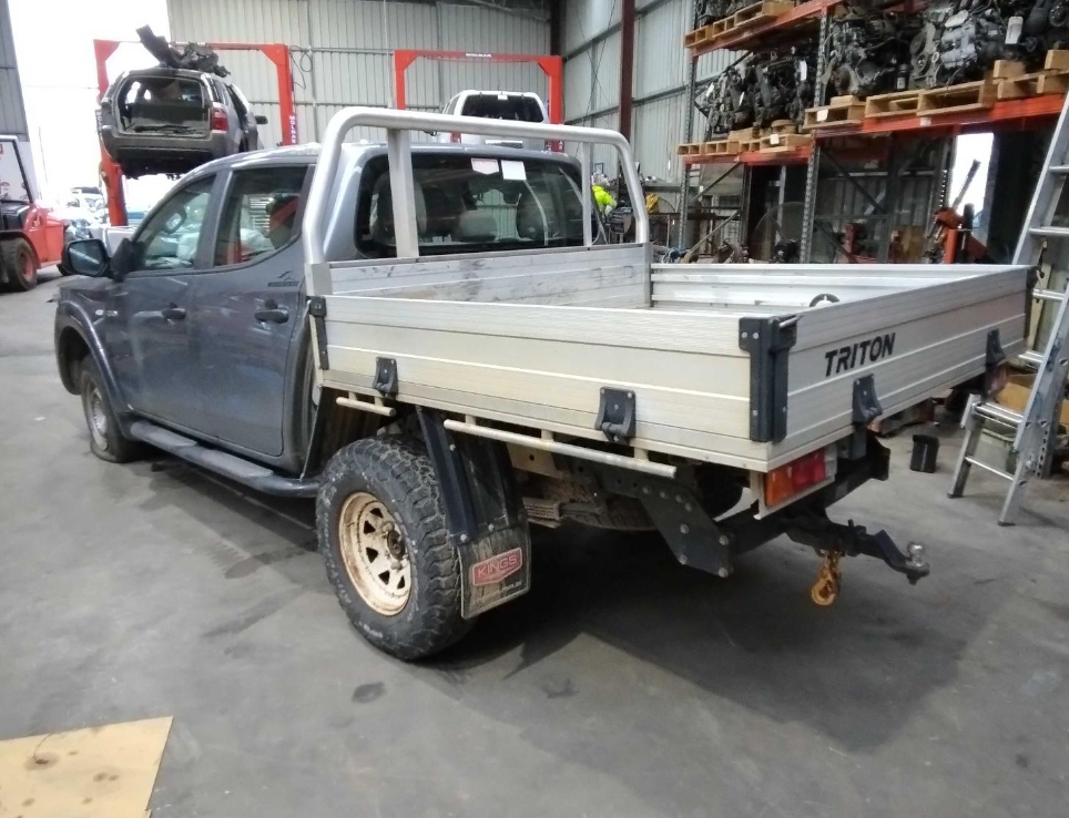 2018 MQ Triton GLX 4X4 - Image 5