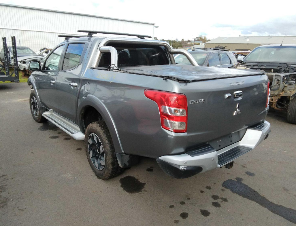 2018 TRITON MQ - Image 5